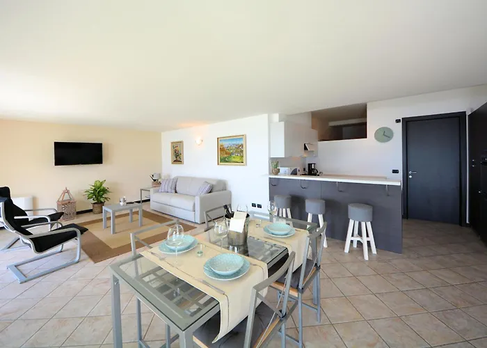 Larianella,tra Pace E Relax! * Веркана